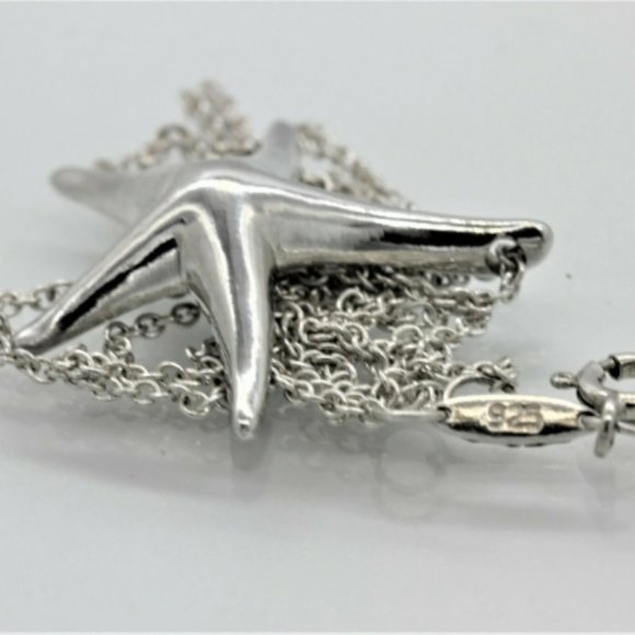 LIKE NEW! Tiffany & Co. Elsa Peretti Sterling Silver Medium Starfish Necklace - Picture 4 of 6